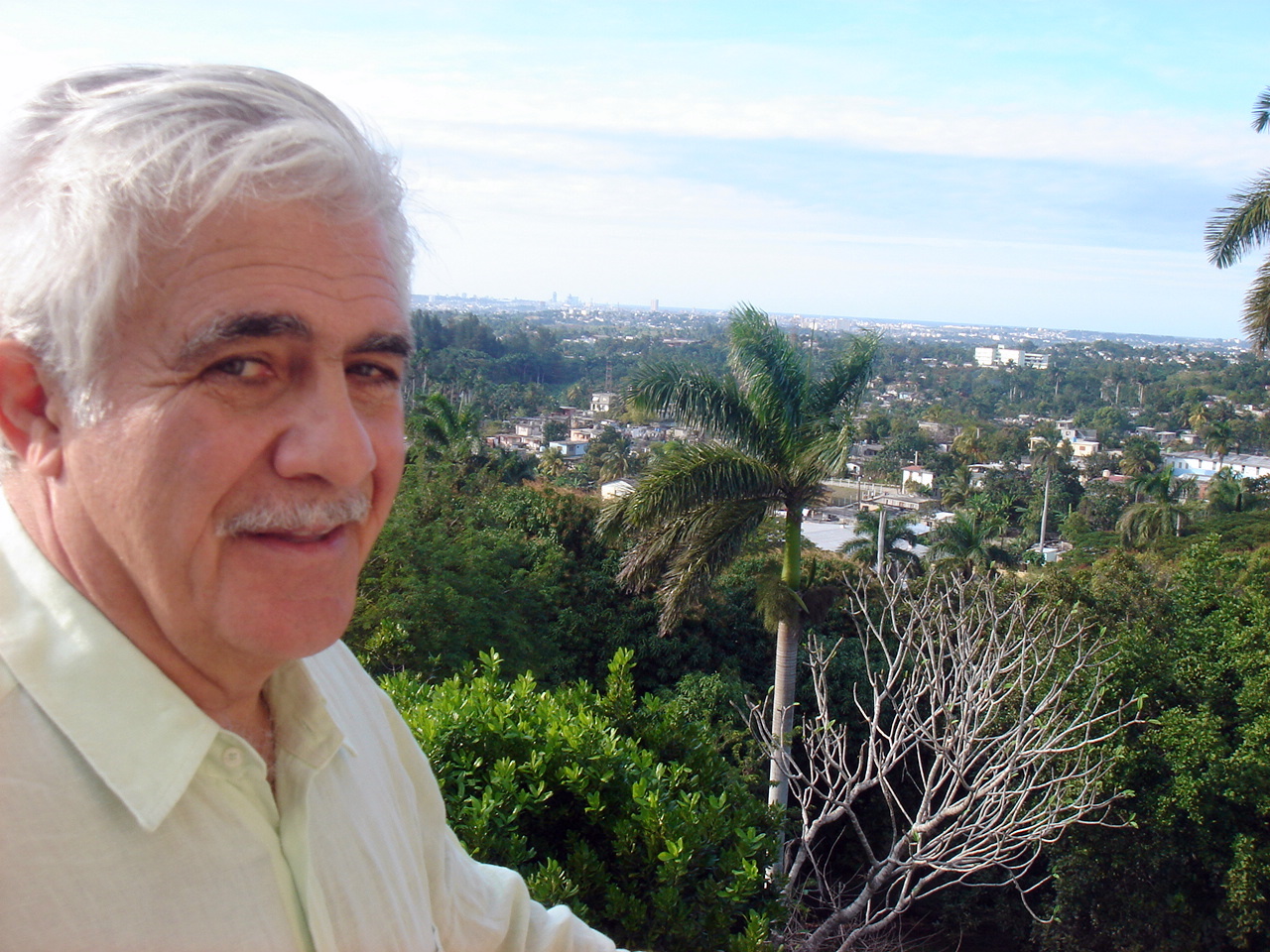 Senor Don on Hemingway's Cuban balcony