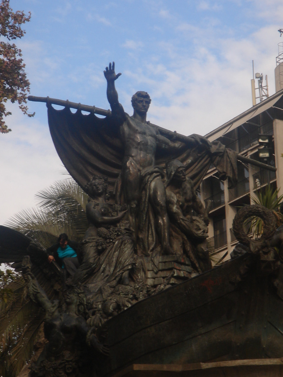 a huge ship filled with...monumental sculpture